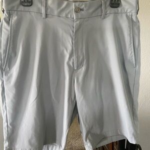 Walter Hagen Light Gray Flat Front Shorts